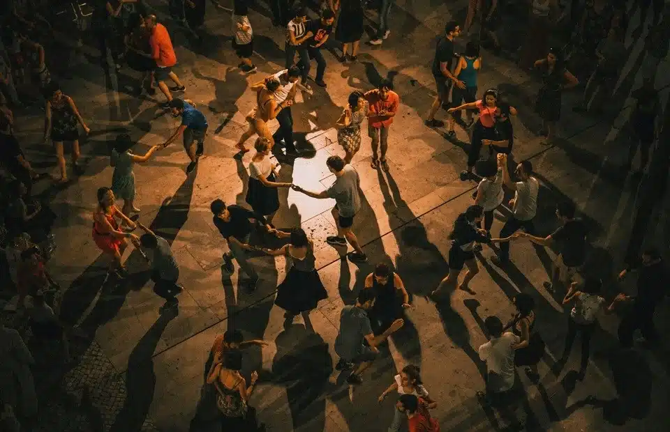 keep people buying drinks