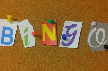 how to play music bingo