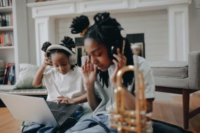 social-networks-shared-music-experiences-02