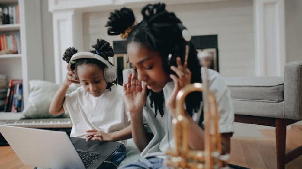 social-networks-shared-music-experiences-02